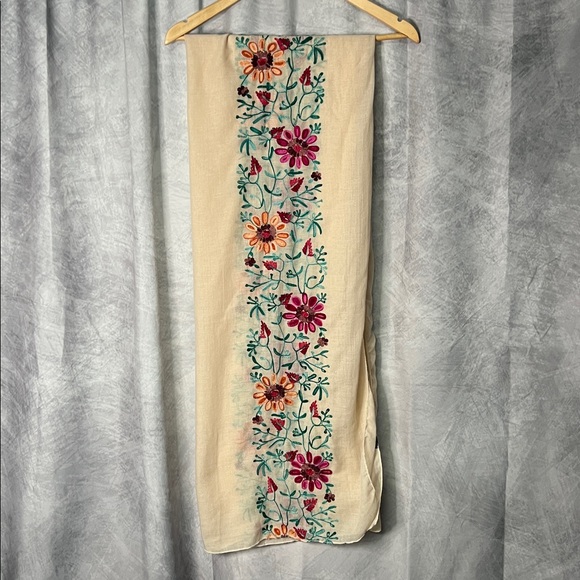 Floral Embroidered Cream Scarf Shawl or Wrap - Picture 9 of 9
